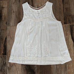 White Sleeveless Eyelet Tank-XL